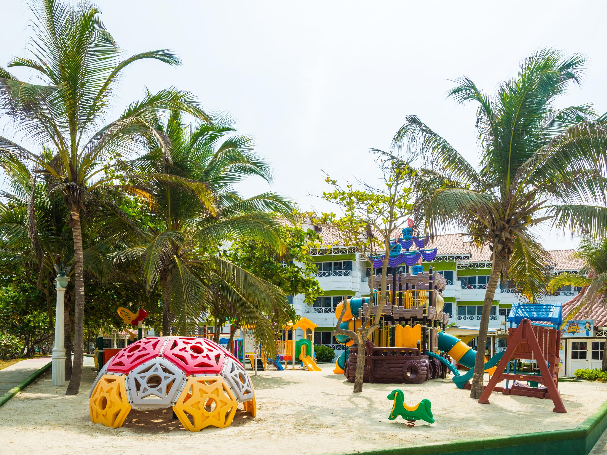 فندق لاس أميريكاس كاسا دي بلايا Cartagena المظهر الخارجي الصورة Playground