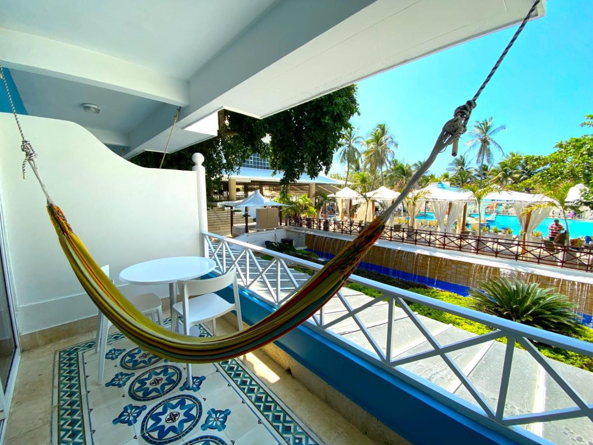 فندق لاس أميريكاس كاسا دي بلايا Cartagena المظهر الخارجي الصورة Hammock on a balcony